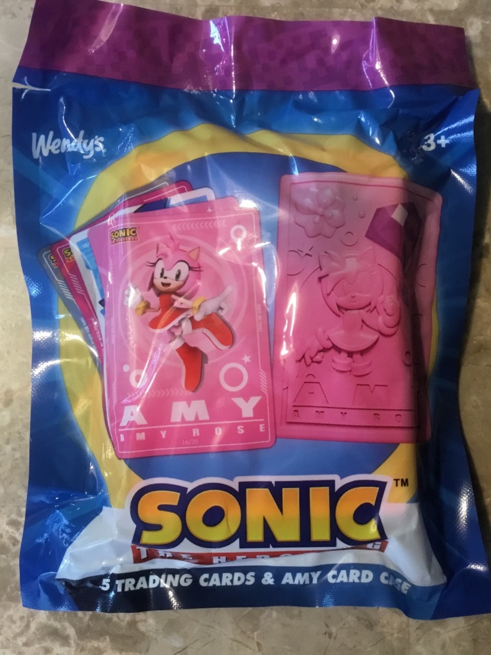 Amy Rose Card Case with 5 Trading Cards (Wendy’s - 35th year Sonic The Hedgehog